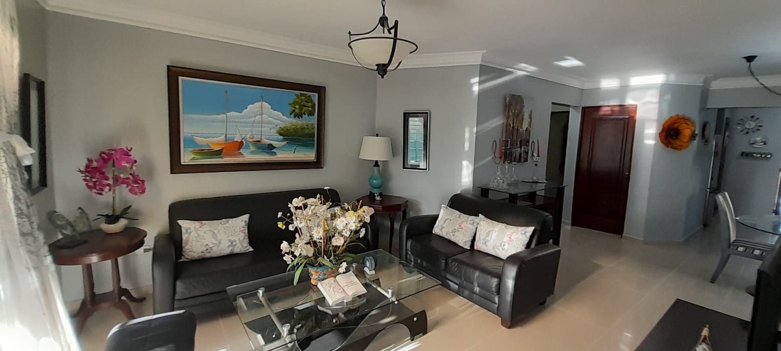 casas - Apartamento con terraza 4to piso en los Prados 
 4