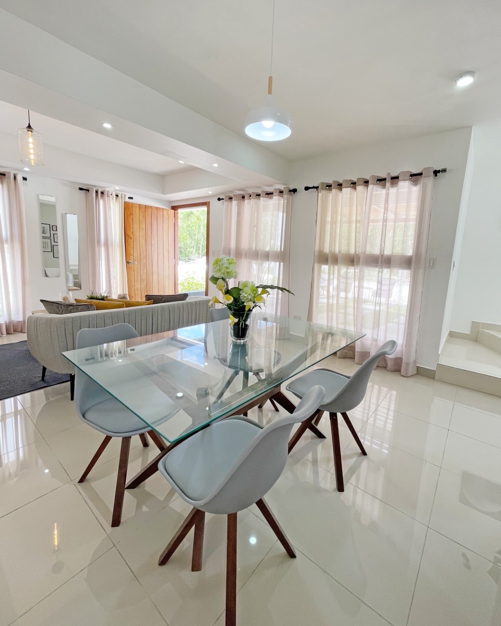 casas vacacionales y villas - venta de villas en punta cana a unos minutos de la playa República Dominicana  5