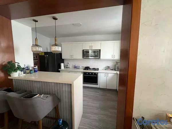 apartamentos - Apartamento en venta 4to y 5to nivel , Los Restauradores, Santo Domingo 6