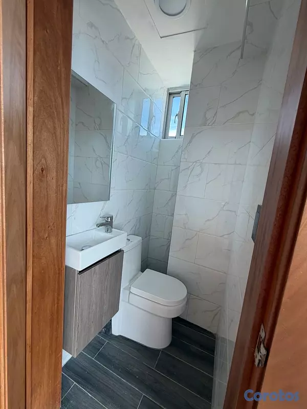 apartamentos - alquilo Independencia KLM 7 una habitación piso 6 más estudio 1.5 baños balcón  3