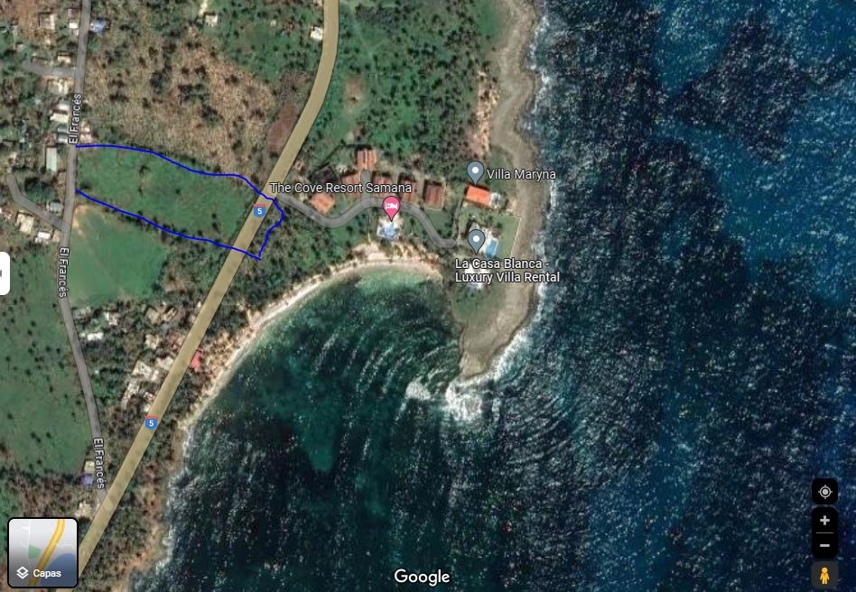 solares y terrenos - Solar en Samana de 10,447 metros Frente a la Playa el Frances, Samana 0