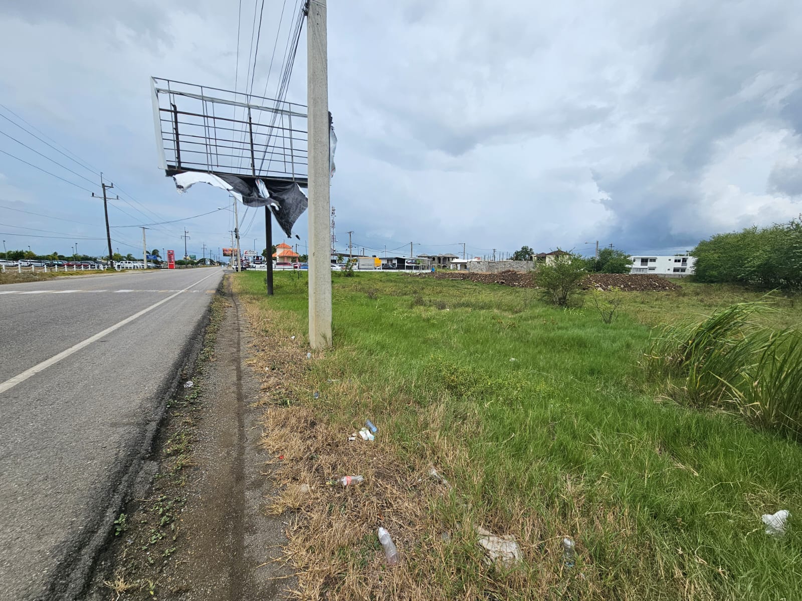 solares y terrenos - Solar Comercial en Venta en San Francisco de Macorís Macoris 3