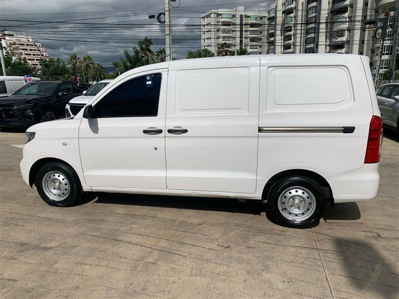 jeepetas y camionetas - Chevrolet N400 Cargo 2021 2