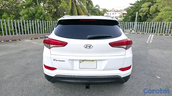 jeepetas y camionetas - Hyundai Tucson 2017 Versión Americana  6