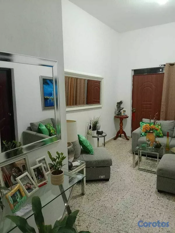casas - Casa en venta comercial en Las Caobas  5