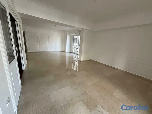 apartamentos - Rento apartamento sin amueblar en Naco Torre Clásica bien cuidada 4