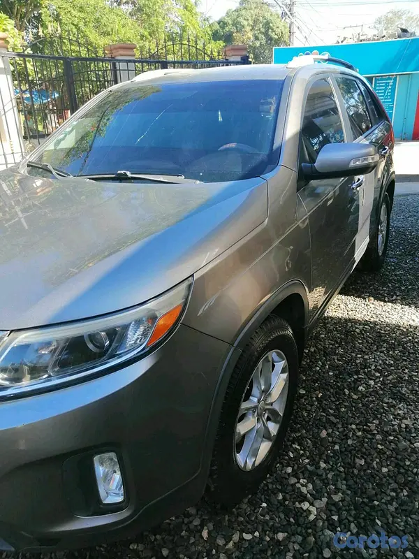 jeepetas y camionetas - Vendo vehículo  4