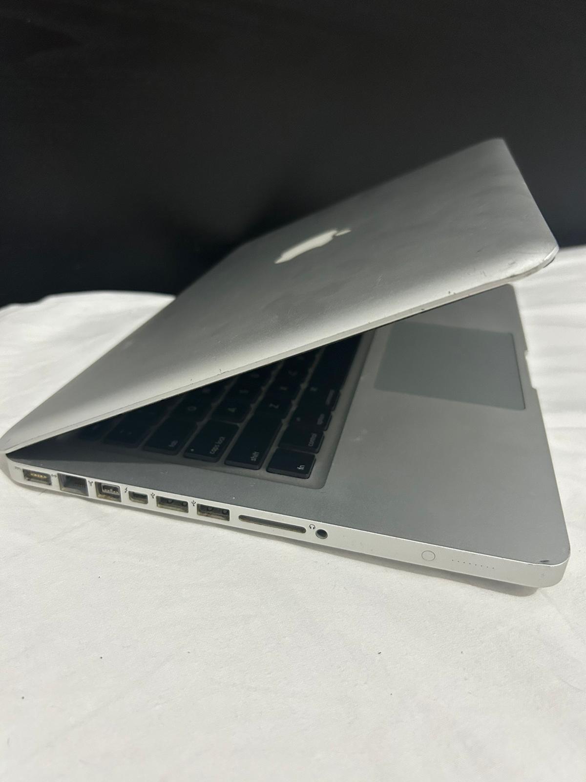 computadoras y laptops - MacBook pro 2011 4