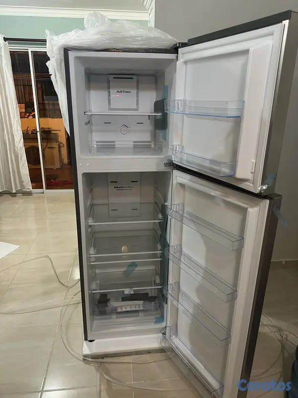 electrodomesticos - Nevera Reyna nueva en su caja  2