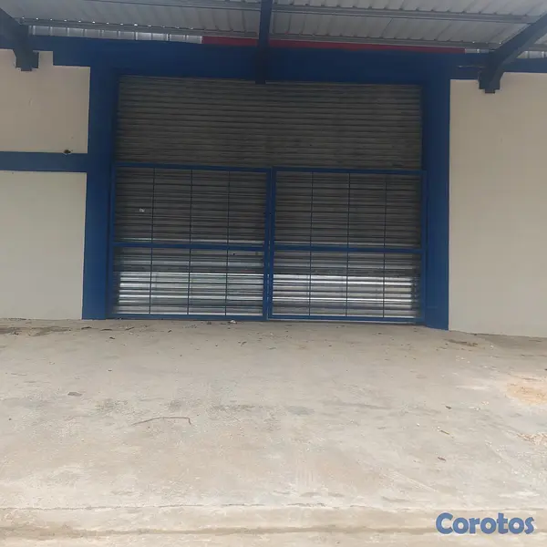 oficinas y locales comerciales - Alquiler de nave industrial-autopista Duarte  3