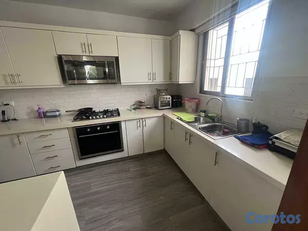 apartamentos - Apartamento en venta 4to y 5to nivel , Los Restauradores, Santo Domingo 4