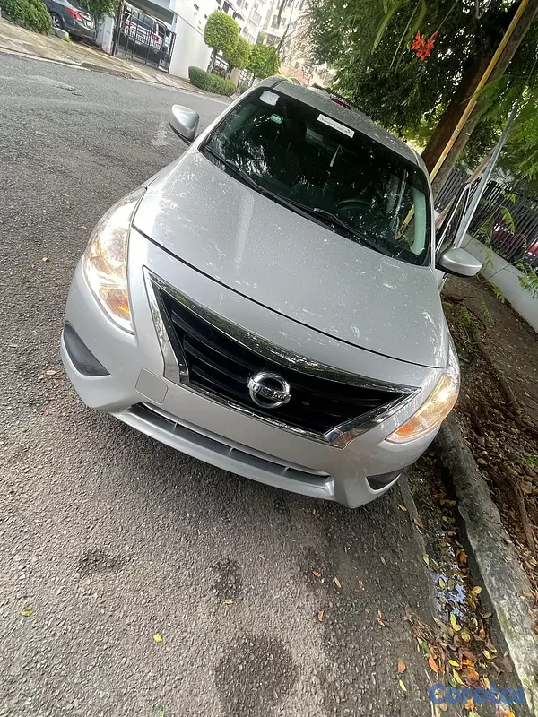 carros - NISSAN VERSA SV 2019 2
