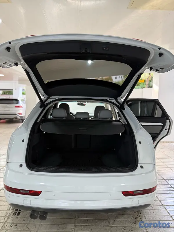 jeepetas y camionetas -  Audi  Q3 2016 10