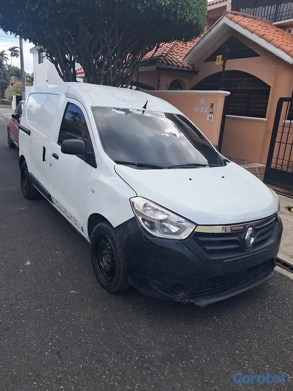 jeepetas y camionetas - FURGONETA RENAULT DOKKER 2017 9