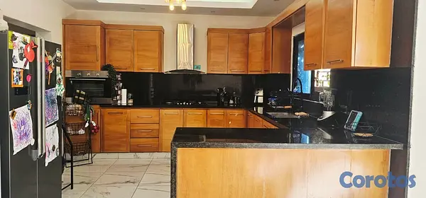 casas - Casa en Colinas del oeste, av. Prolongación 27 de  4