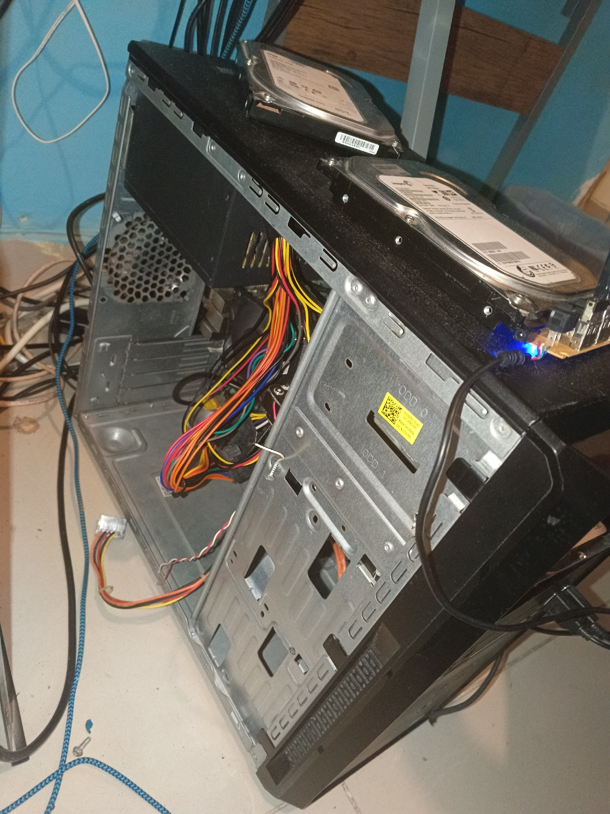 computadoras y laptops - PC semi gamer 5