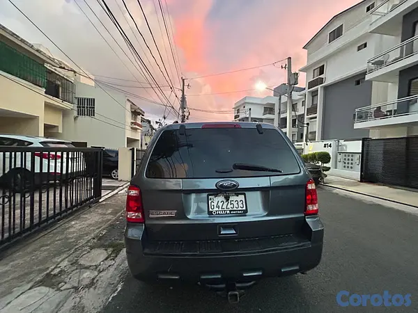 jeepetas y camionetas - FORD ESCAPE 2012 3