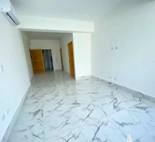 apartamentos - ALQUILO FINAMENTE AMUEBLADO CON LINEA BLANCA

Ubicado en la Zona Universitaria,  9