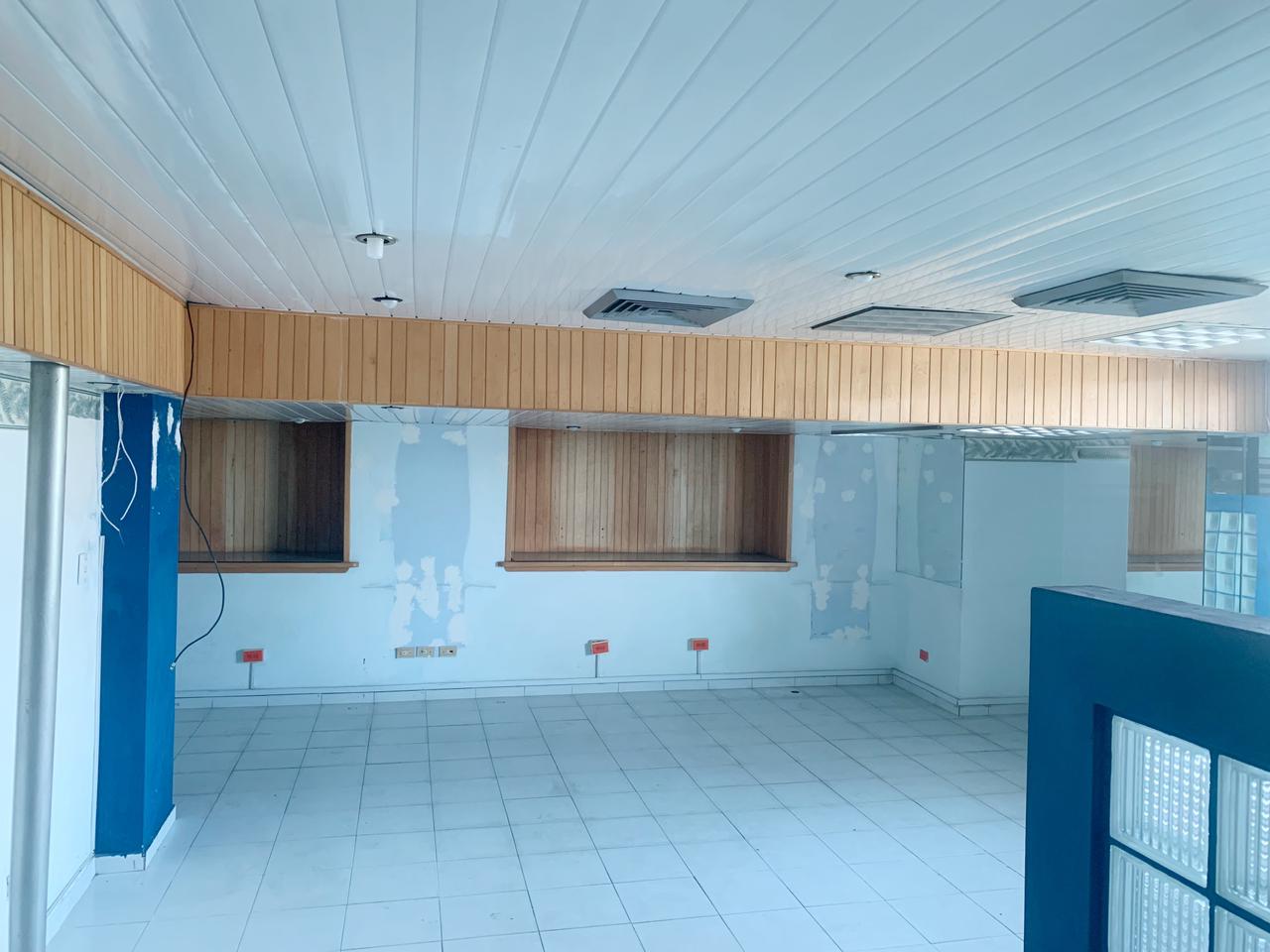 oficinas y locales comerciales - Local Piantini  1