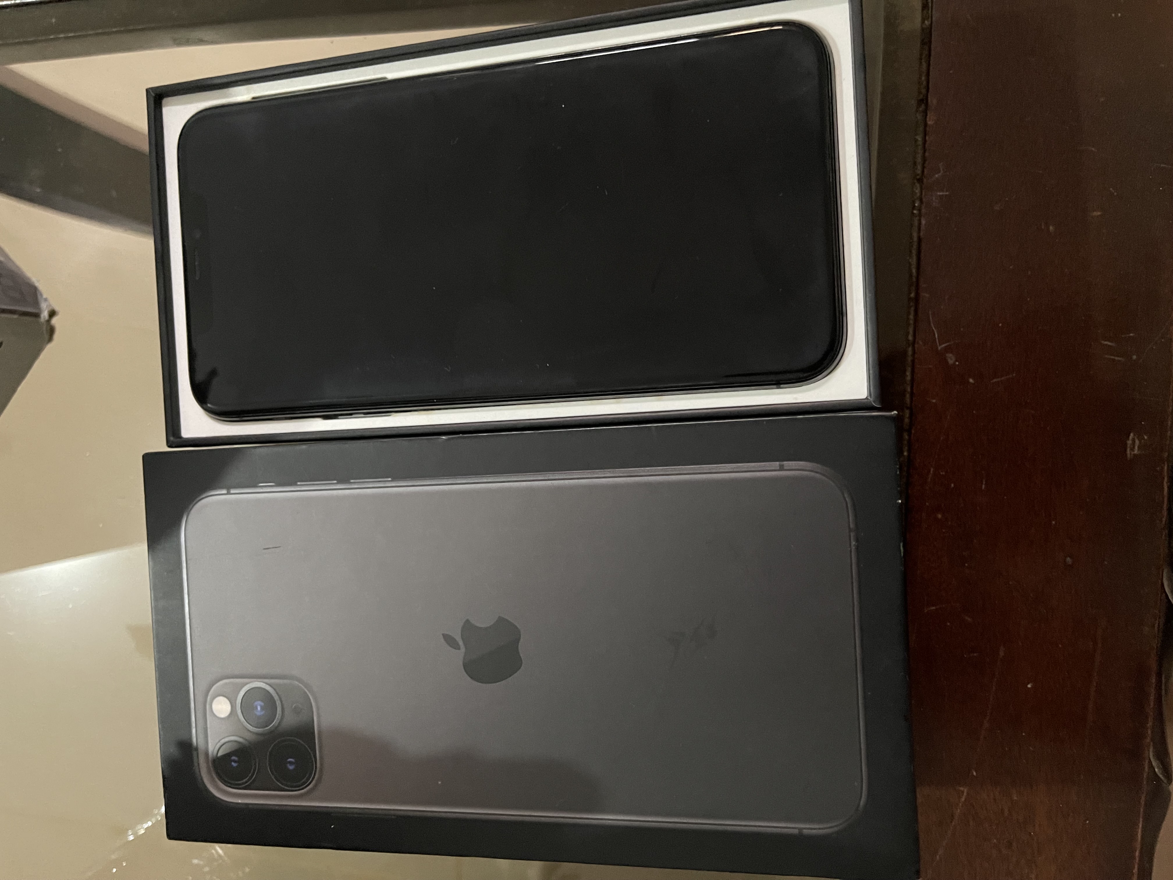 celulares y tabletas - iPhone 11 Pro Max de 256 gb 