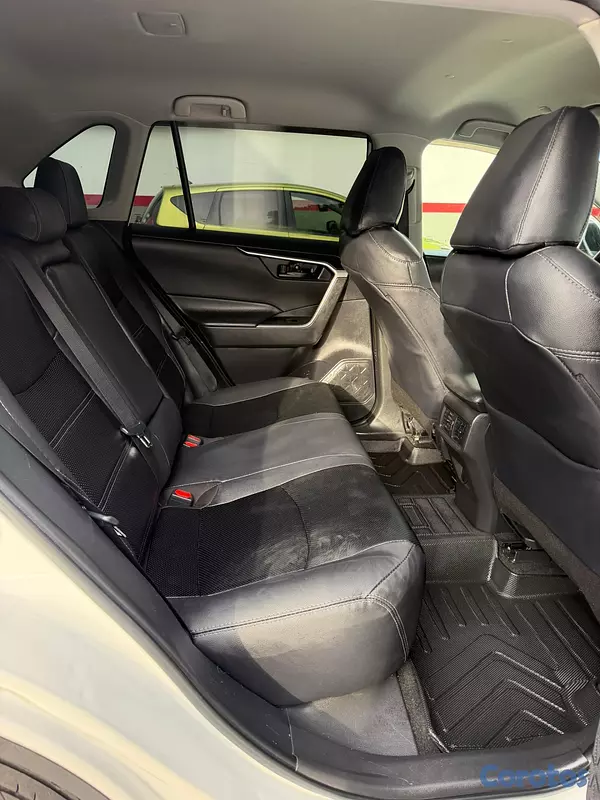 jeepetas y camionetas - Toyota RAV4 LE PLUS 2023 2