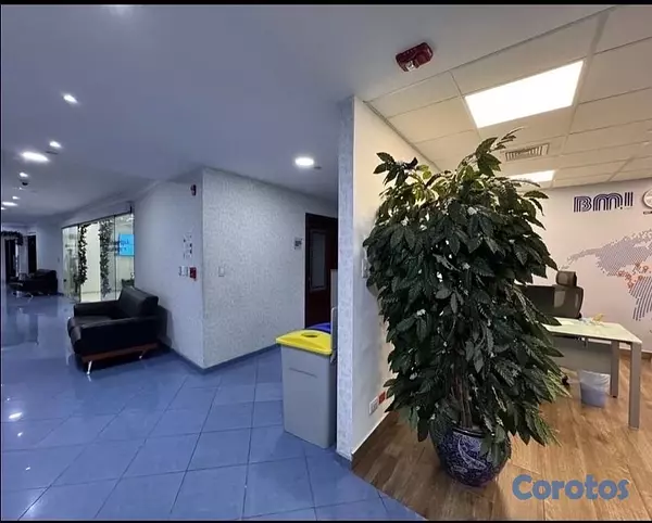 oficinas y locales comerciales - Local de 1582mts Un Nivel Completo - Piso Alto en Torre de Prestigio -  18