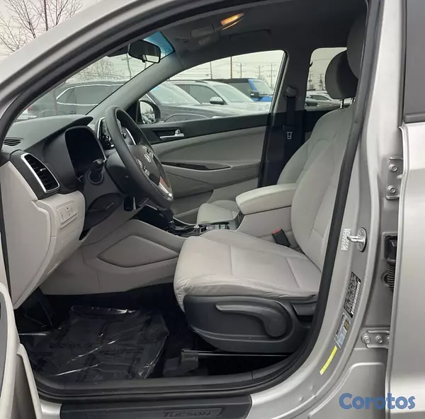 jeepetas y camionetas - HYUNDAI TUCSON SE 2020 AWD  6