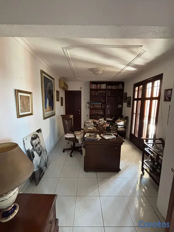 casas - Amplia y exclusiva propiedad en zona estratégica d 4