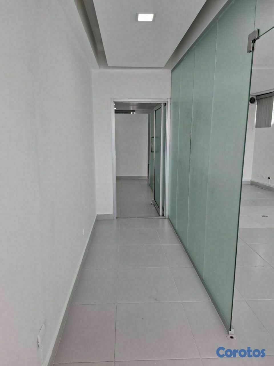 oficinas y locales comerciales - Local 73 MTS 3er Piso Para Oficina En Arroyo Hondo 5