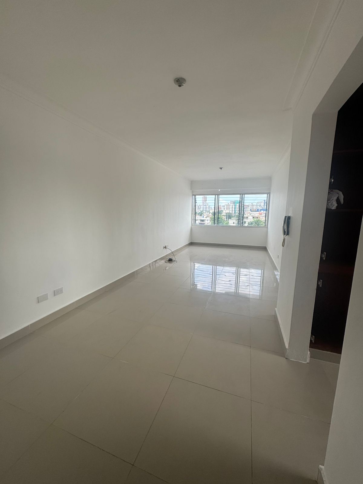 apartamentos - ALQUILO Piso 5 Con Ascensor de 1 HABITACIÓN En Viejo Arroyo Hondo Detrás de Ik 8