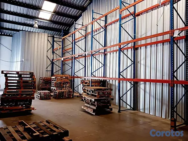 otros inmuebles - Alquilo Nave industrial en Herrera Pantoja 4