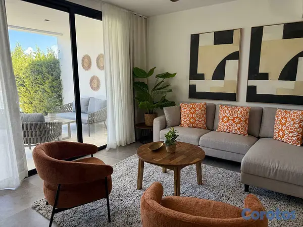 casas vacacionales y villas - Vendo Espectacular Townhouse con vista al campo de 7