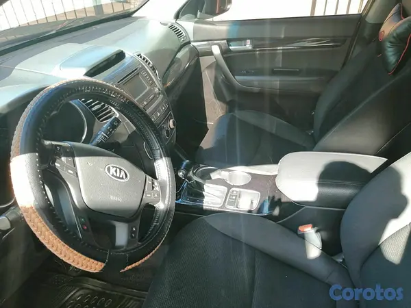 jeepetas y camionetas - Vendo vehículo  5