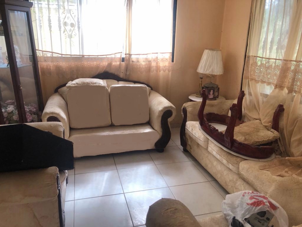 casas - CASA DE 3 NIVELES EN INVIDOREX  POR LOS FRENTES DEL HIPODROMO, DE OPORTUNIDAD Y  0