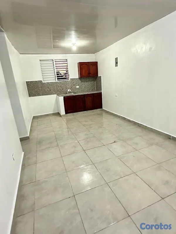 apartamentos - Rento apartamento con agua y luz incluidas  9