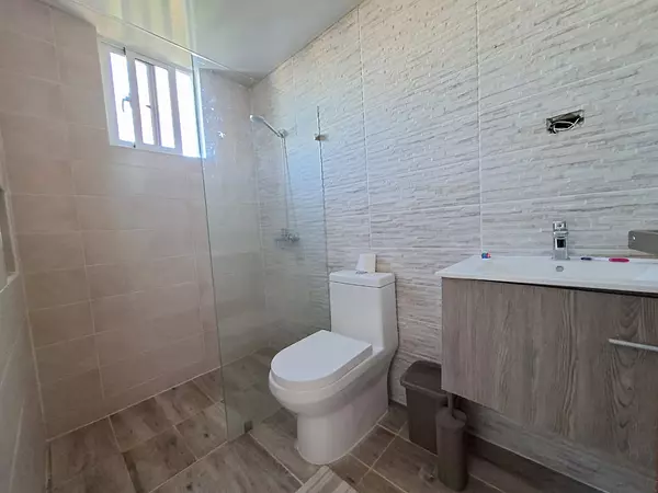 apartamentos - Vendo apartamento en la Independencia Km9. 5