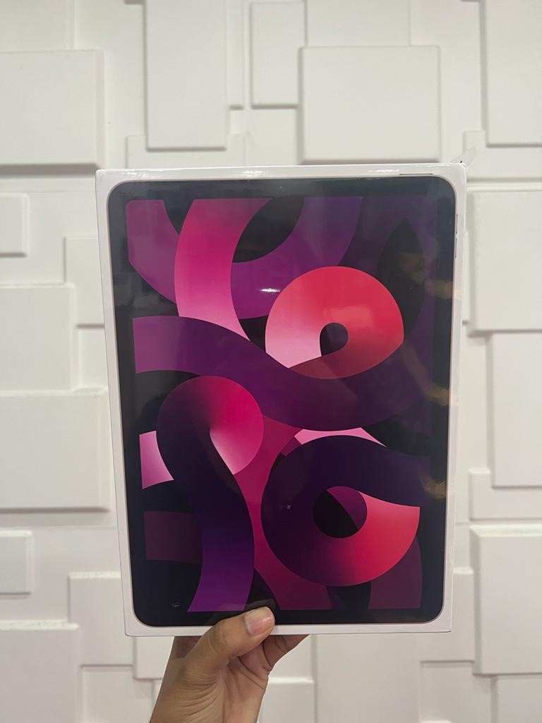 celulares y tabletas - iPad Air Chip M1 2022 de 256gb Wi-Fi Sellada 0