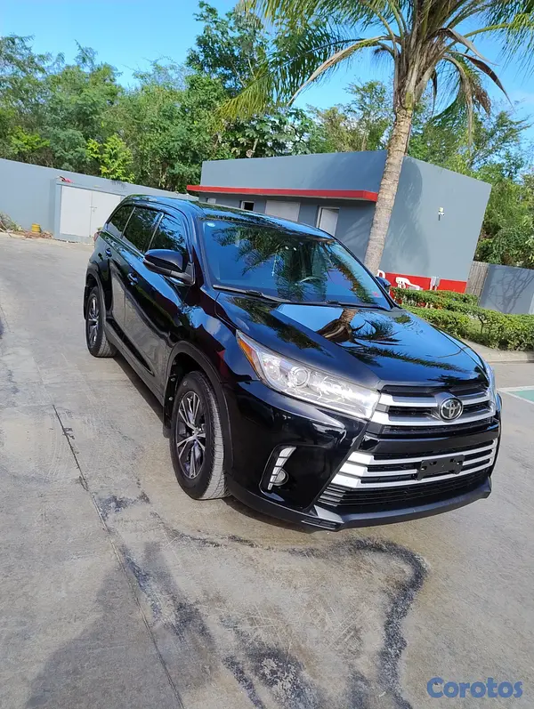 jeepetas y camionetas - Toyota Highlander  5