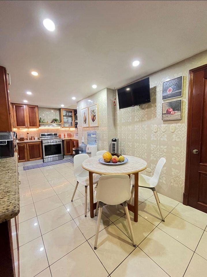 apartamentos - Vendo Apartamento en la Avenida George Washington 9