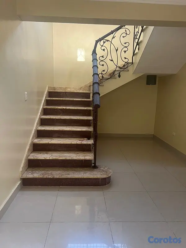 apartamentos - Penthouse de Lujo en Venta en Urb. Real – 344 m² con Terrazas y Jacuzzi  7