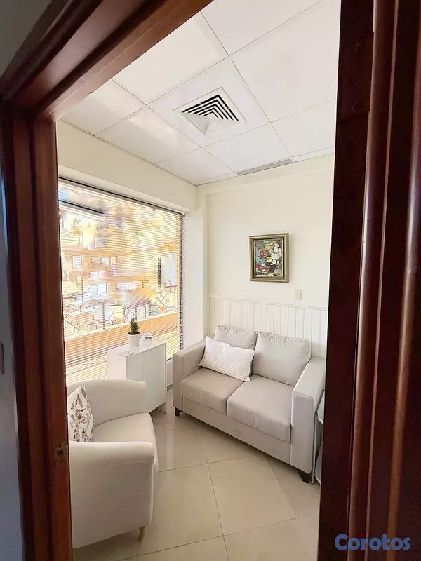 oficinas y locales comerciales - hermoso local en renta  4