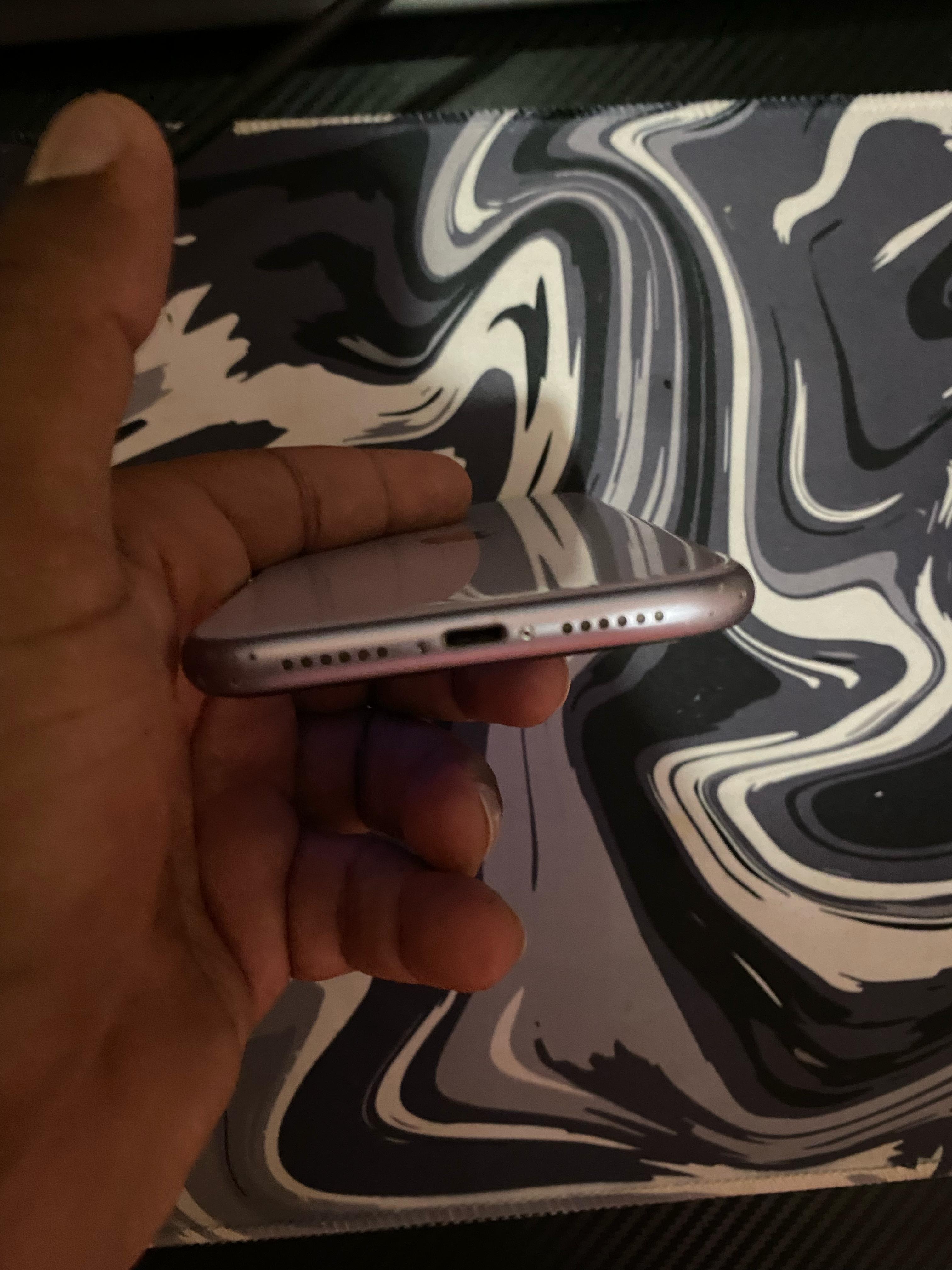celulares y tabletas - IPhone 11 64GB Color Lila 2