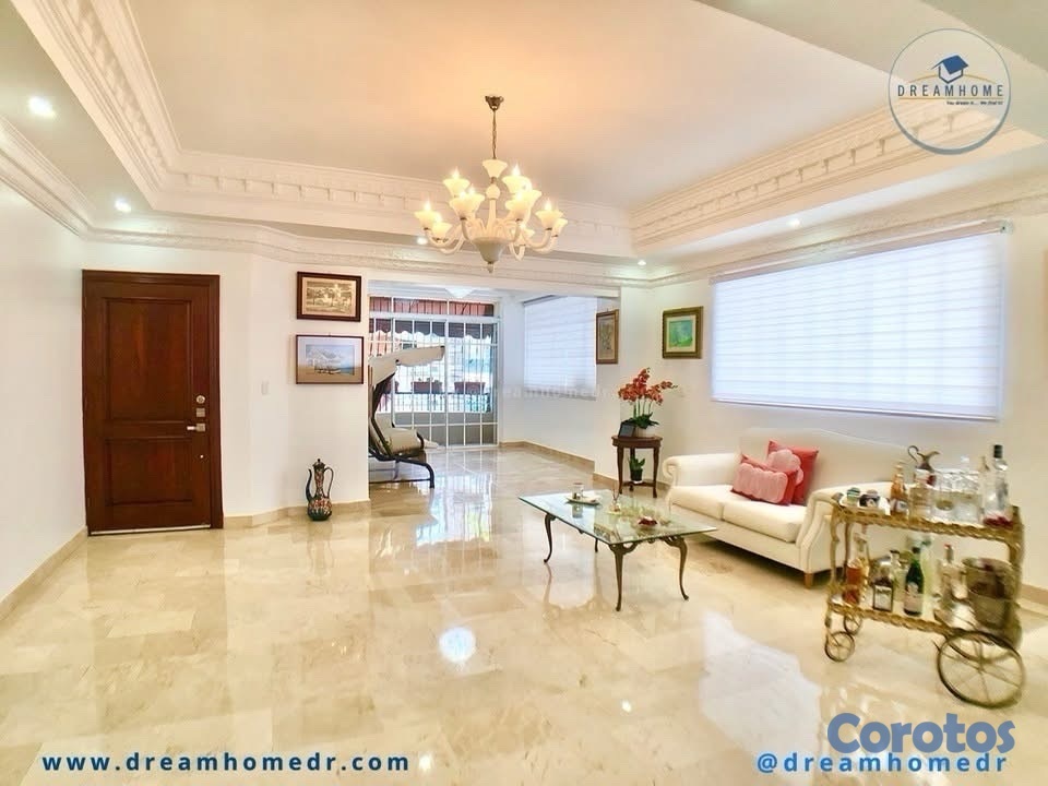 casas - En Bella Vista hermosa casa en venta de 4 habitaciones  5