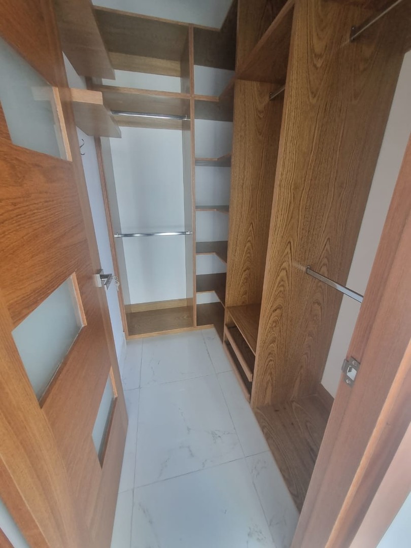 apartamentos - Apartamento con line blanca en renta en el sector de Piantini
 6