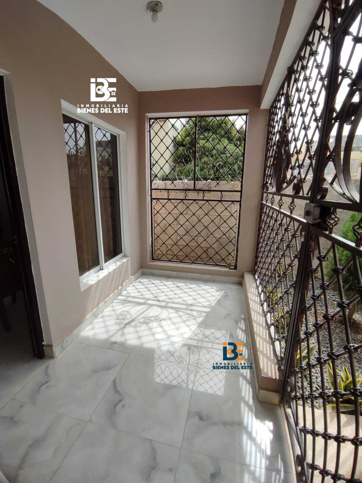 casas - Oportunidad Casa, Marquesina Doble en Villa Cesari 4