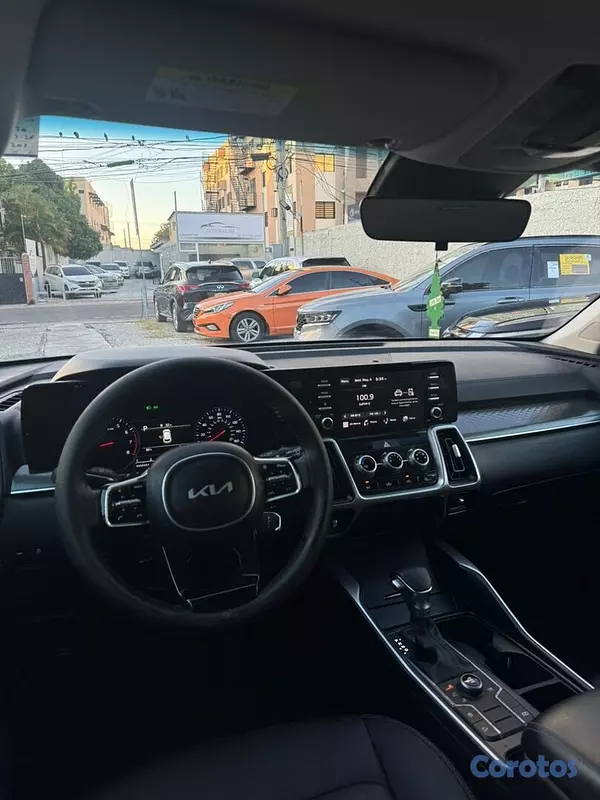 jeepetas y camionetas - Kia Sorento LX 2022 10