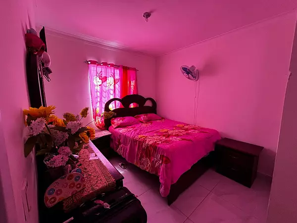 apartamentos - Apartamento 4to. Piso con 4 habitaciones y terraza 8