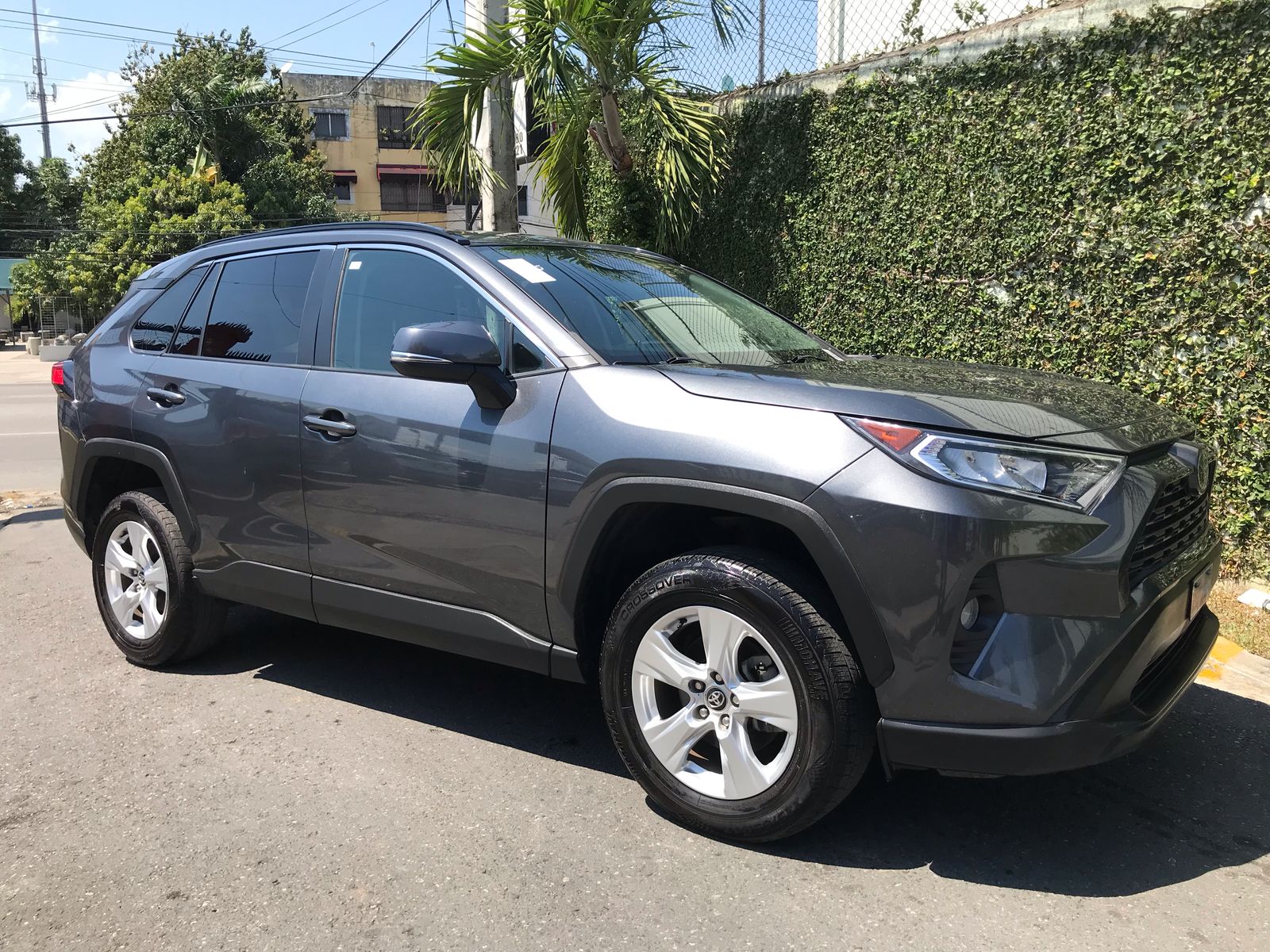 jeepetas y camionetas - TOYOTA RAV4 XLE 2020 0