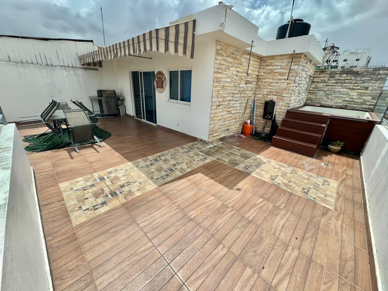 penthouses - Vendo Ph colina de los Ríos piso 5 y 6 tres hab 2.5 baños balcón terraza jacuzzi 9
