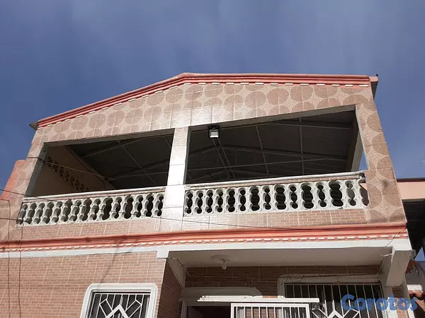casas - 🏡🚨SE VENDE HERMOSA CASA + 2 APTO. DE 1HB. EN LAS COLINAS. kilómetro 13 1/2  3
